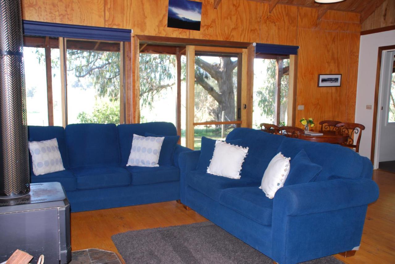 Bluegum Ridge Cottages Merrijig Room photo